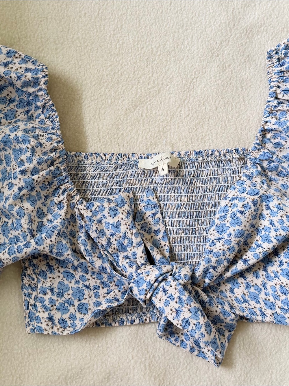 Et Clet Blue Floral Smocked Crop Top Puff Sleeve Tie Front Size S